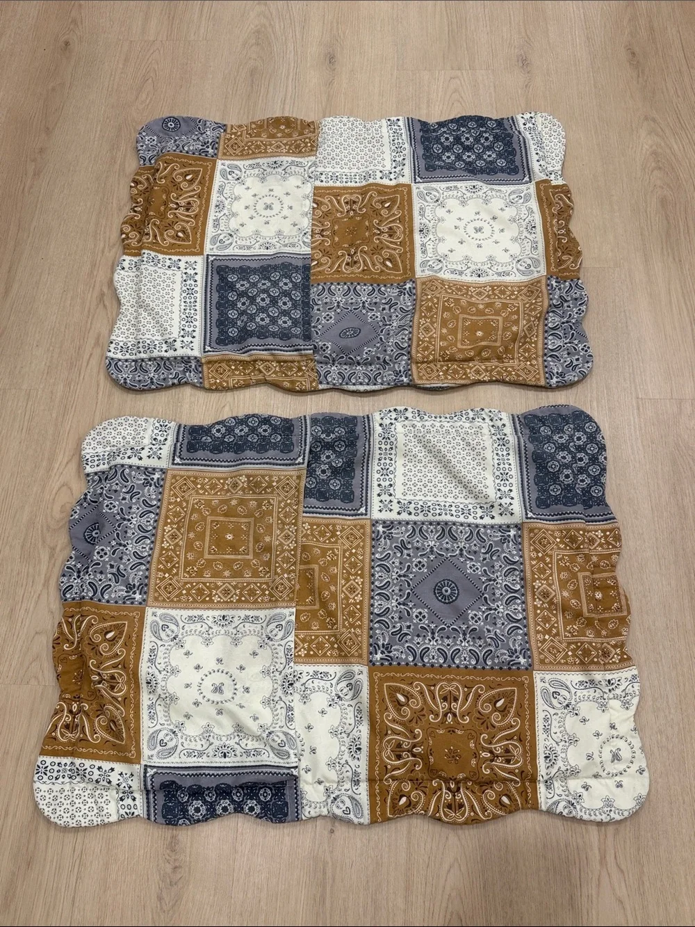 Patchwork Bandana Quilt Placemat Set - Blue, White & Brown